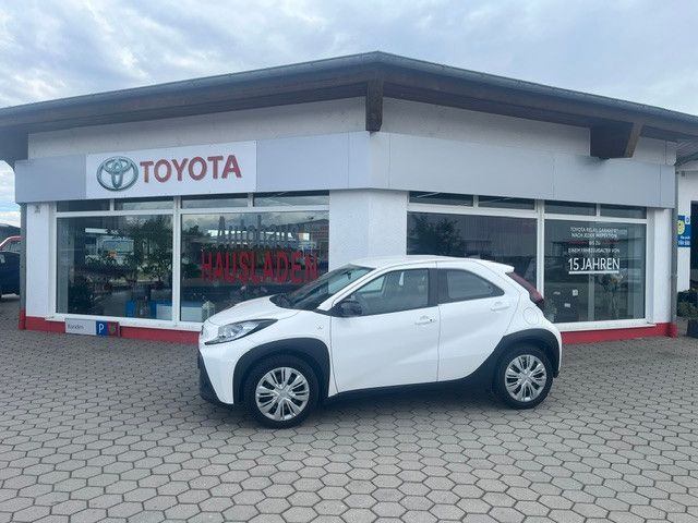 Toyota Aygo (X) 20.500 km 12.700 &euro; Cham 93413