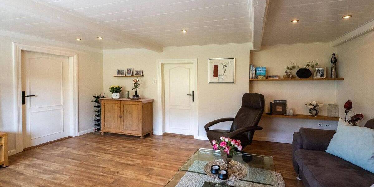 Einfamilienhaus Risum-Lindholm Risum - 5 Zimmer, 177 m&sup2;, 398.900&euro; | Angebot:25745854