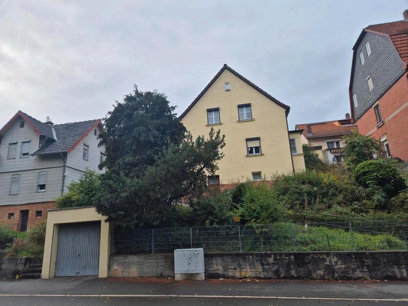 Ein Familienhaus Mit Möbliert - Grosse Garten mit Garage zimmer