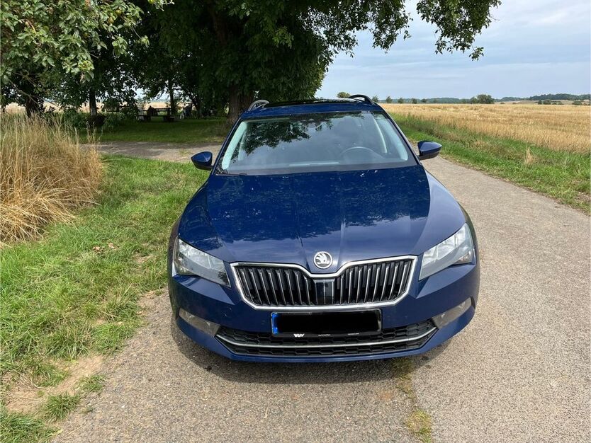 Skoda Superb 194.000 km 12.500 € Bad Rodach 96476