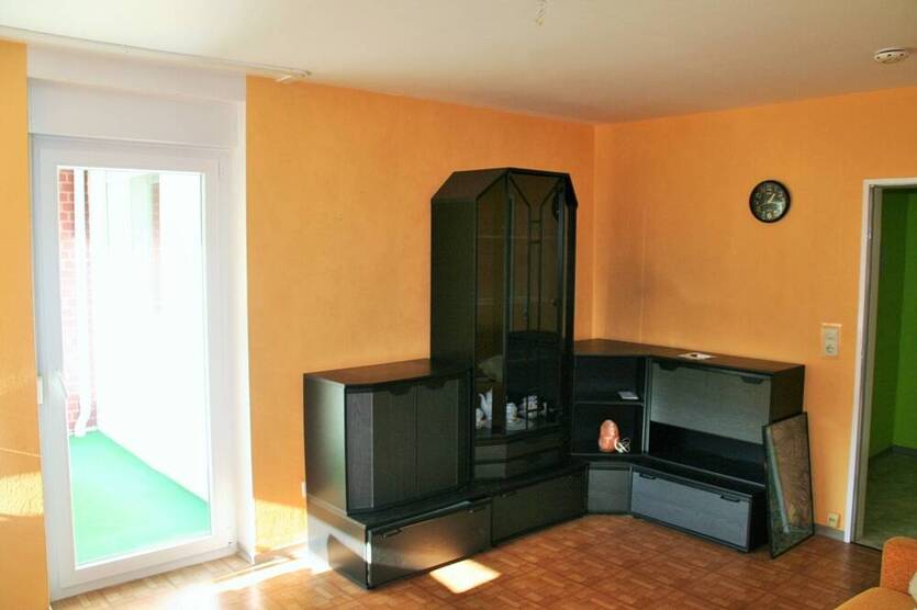 Neuer Preis ..... 2 Zimmer, Balkon plus Garage ... !!! 2 zimmer