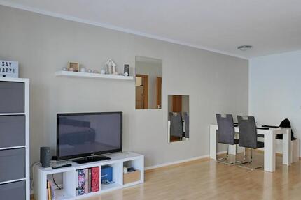 (12236_08) MGN: renovierte 2-Zimmer-Wohnung in der Innenstadt, preiswerte Einbauküche und Möbel möglich - Wohnung Meiningen | Angebot:27306747