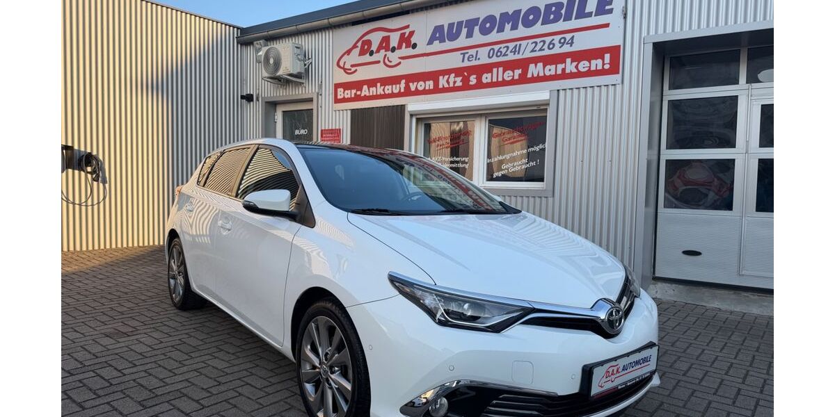 Toyota Auris 51.000 km 13.690 &euro; Worms 67547