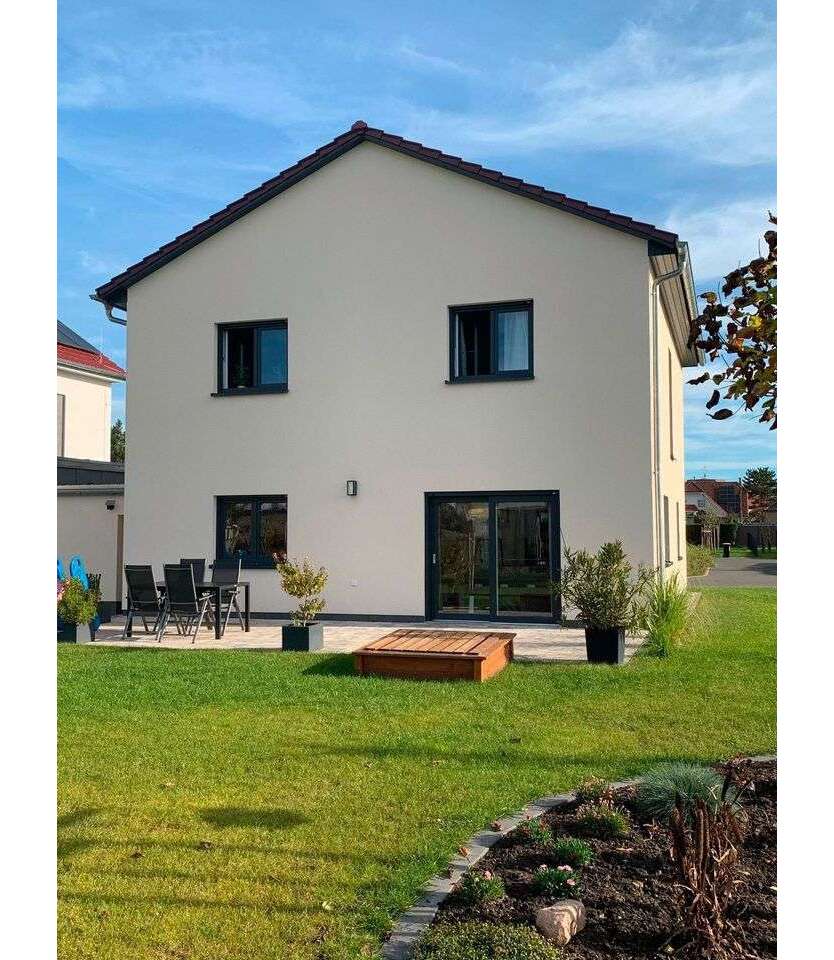 Haus zum Kaufen in Seelingstädt 394.900 € 110 m²