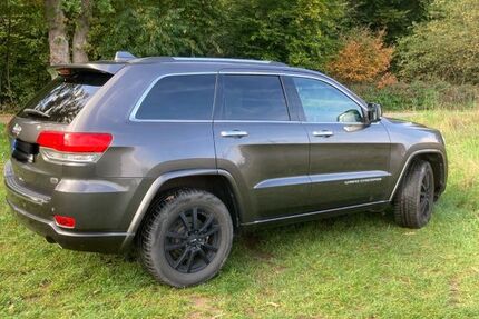 Jeep Grand Cherokee 67.500 km 22.500 € Stockstadt 63811
