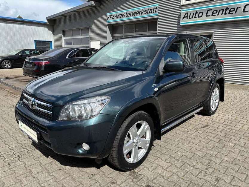 RAV 4
