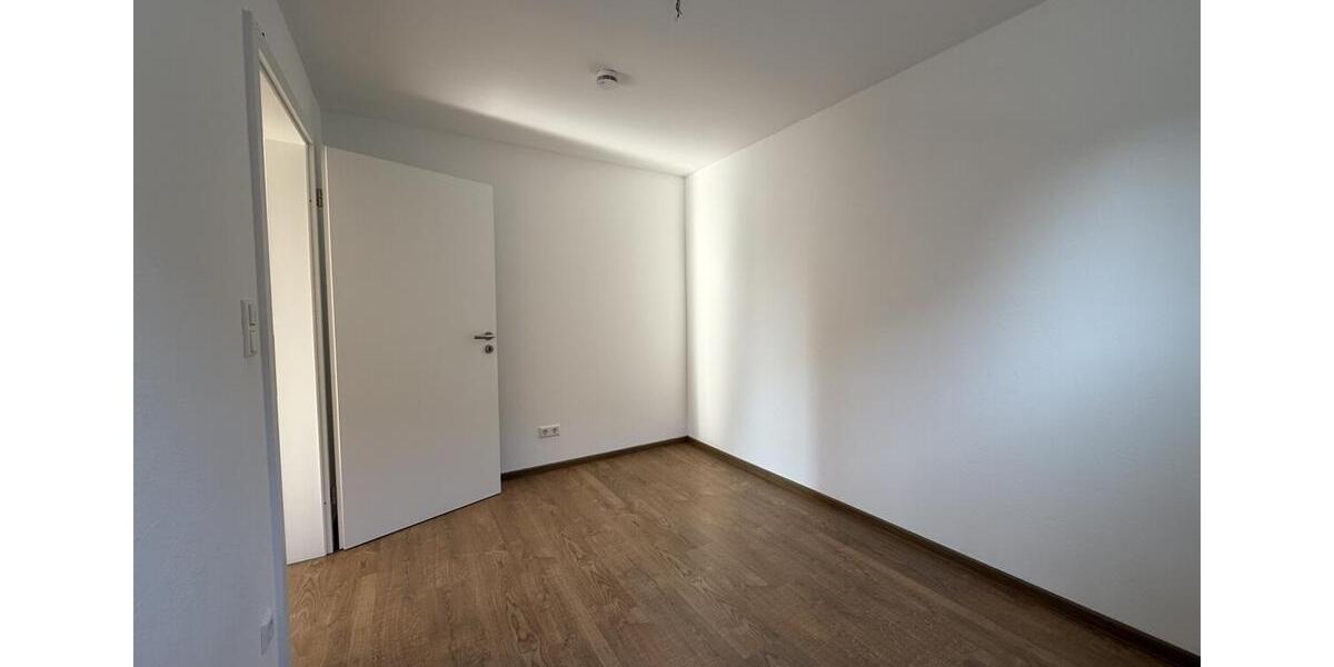 Erdgeschoßwohnung Neuenstein - 4 Zimmer, 99 m&sup2;, 1.085&euro; | Angebot:23816017