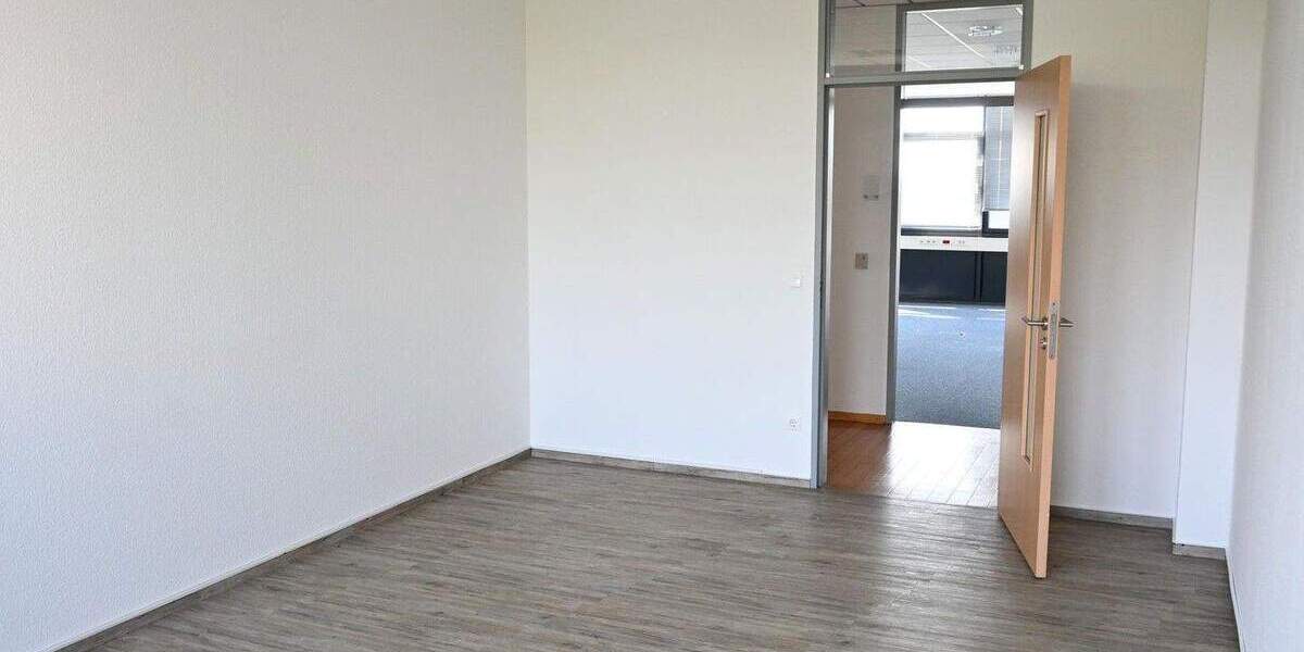 attraktive, moderne Büroflächen in Osnabrück-Hellern 4 x 1.000 m² einzelne Etagen möglich zimmer