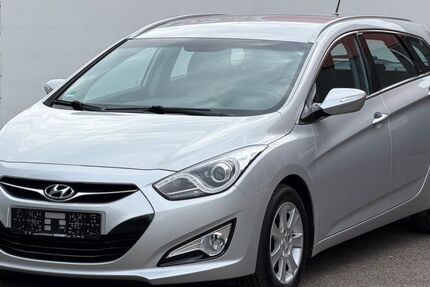 Hyundai i40 245.000 km 4.999 &euro; Völklingen 66333