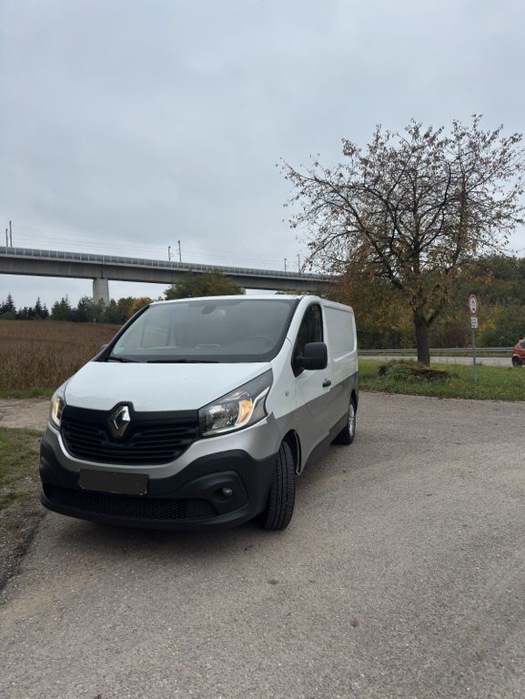 Renault Trafic 203.897 km 7.300 € Ludwigsburg 71634