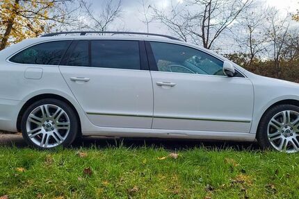 Skoda Superb 105.177 km 9.511 &euro; Oedheim-Degmarn 74229