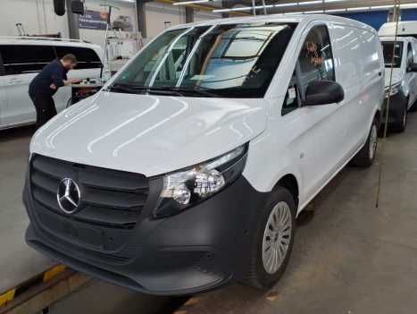 Mercedes-Benz Vito 19.300 km 37.961 &euro; Cottbus 03042