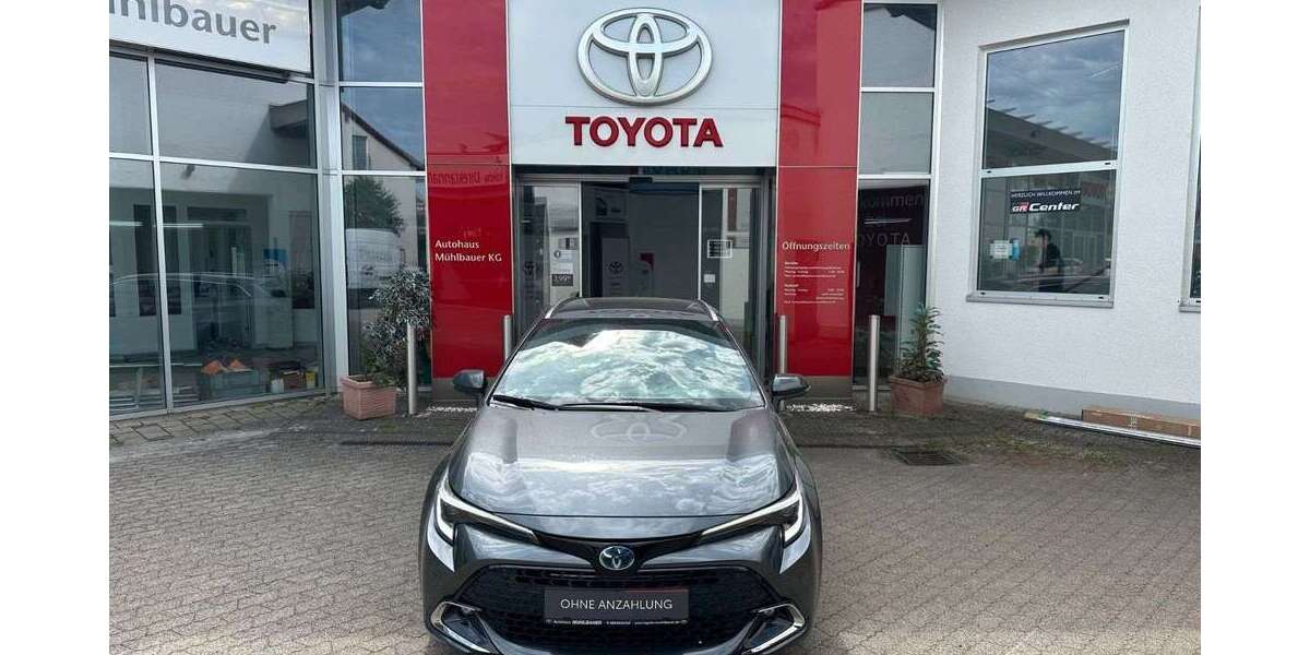 Toyota Corolla 5.880 km 31.980 &euro; Neufarn 85646