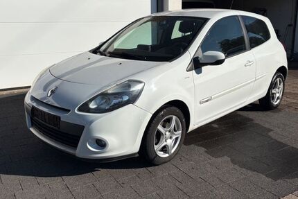 Renault Clio 193.000 km 2.190 &euro; Burbach 57299