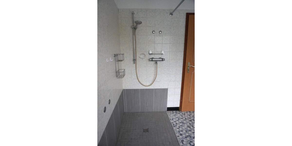 Großzügige 3 Zimmer Wohnung im Erdgeschoss 3 zimmer