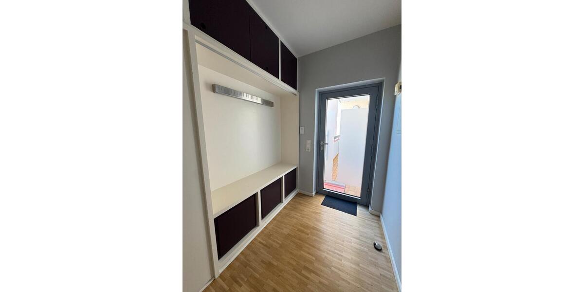 Etagenwohnung Koblenz Karthause - 2 Zimmer, 92 m&sup2;, 1.150&euro; | Angebot:26676348