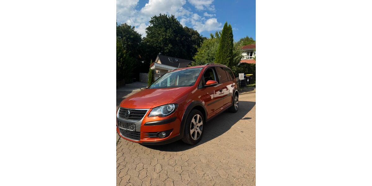 VW Touran 177.000 km 5.490 &euro; Minden 32425