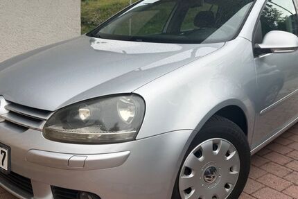 VW Golf 40.300 km 6.300 &euro; Rimsting 83253