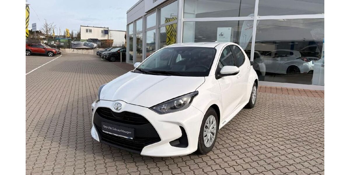 Toyota Yaris 9.541 km 15.490 &euro; Betzenstein 91282