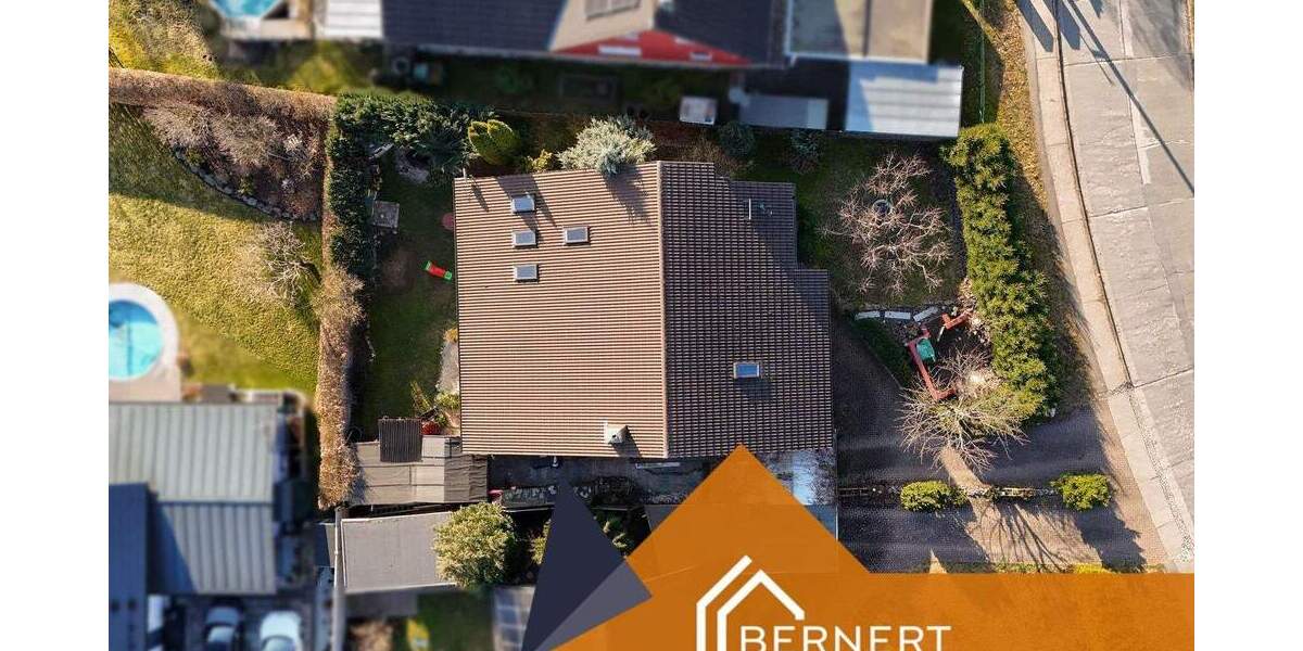 Einfamilienhaus Sonneberg - 6 Zimmer, 146 m&sup2;, 239.000&euro; | Angebot:25389954