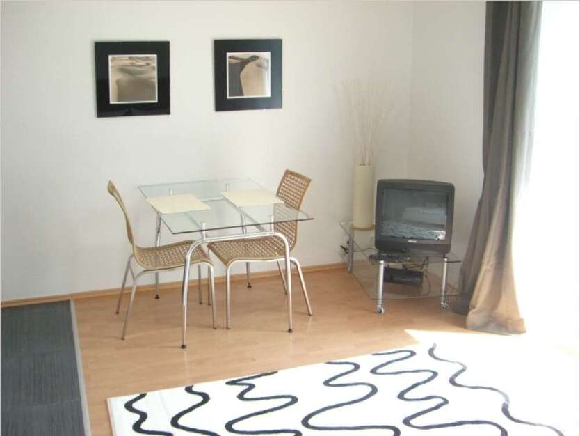 Wohnen auf Zeit in Düsseldorf 750 € 1 zimmer