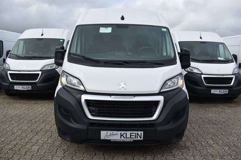 Peugeot Boxer 30.057 km 24.990 € Simmern 55469