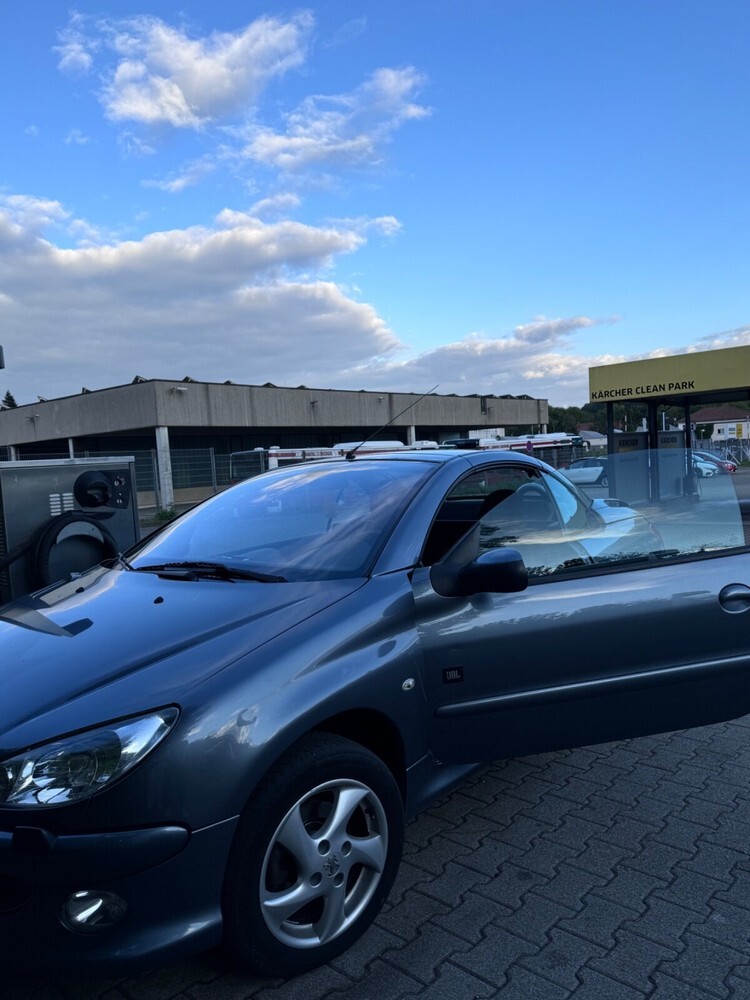 Peugeot 206 CC 148.000 km 2.300 € Aalen 73430