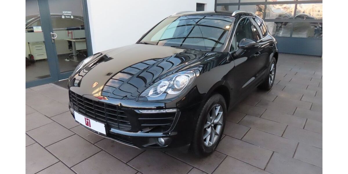 Porsche Macan 123.995 km 26.885 &euro; Kassel 34123