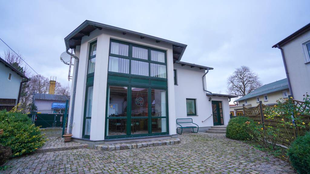 Gemütliches Einfamilienhaus mit Kamin, guter Ausstattung und maritimer Lage 3 zimmer