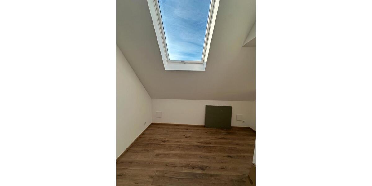 Maisonettenwohnung Osburg - 3.5 Zimmer, 130 m&sup2;, 1.300&euro; | Angebot:26636352