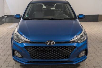 Hyundai i20 107.300 km 8.900 &euro; Wiesbaden 65205