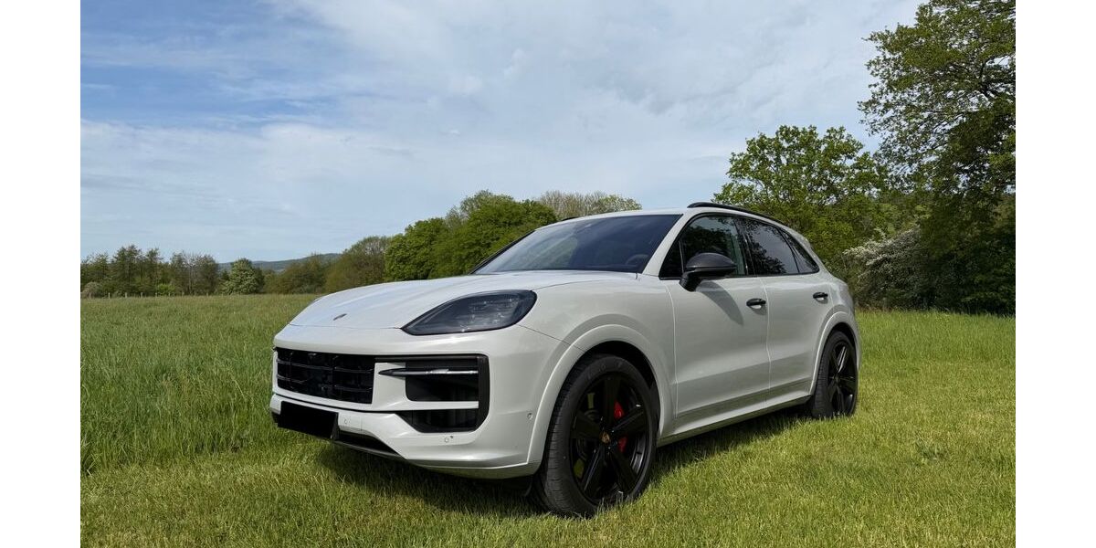 Porsche Cayenne 5.000 km 154.990 &euro; Höxter 37671