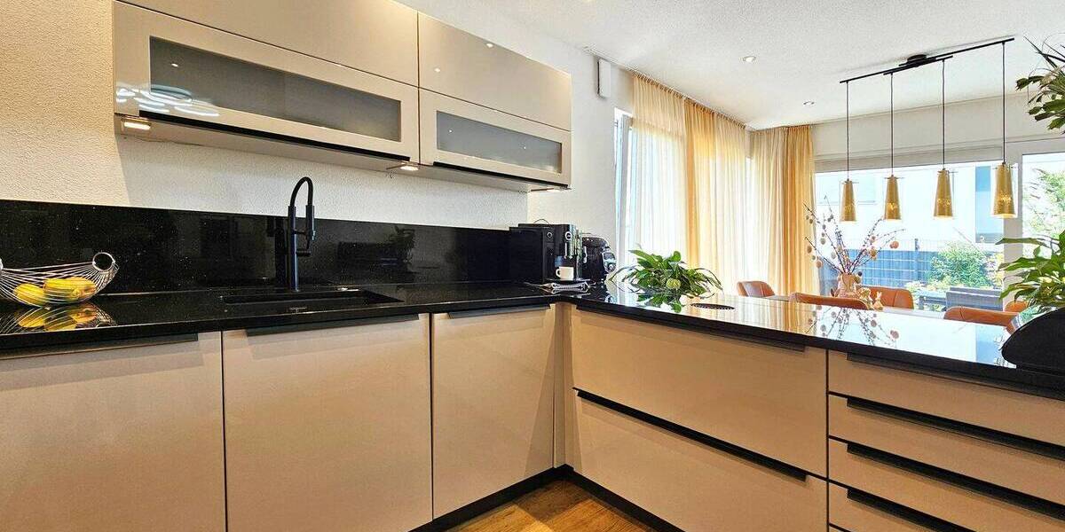 Einfamilienhaus Waldshut-Tiengen Waldshut - 4 Zimmer, 140 m&sup2;, 2.200&euro; | Angebot:26028505