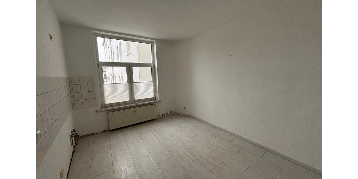 Erdgeschoßwohnung Demmin - 4 Zimmer, 92 m&sup2;, 598&euro; | Angebot:26194491