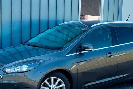 Ford Focus 142.315 km 2.500 &euro; Wietmarschen 49835