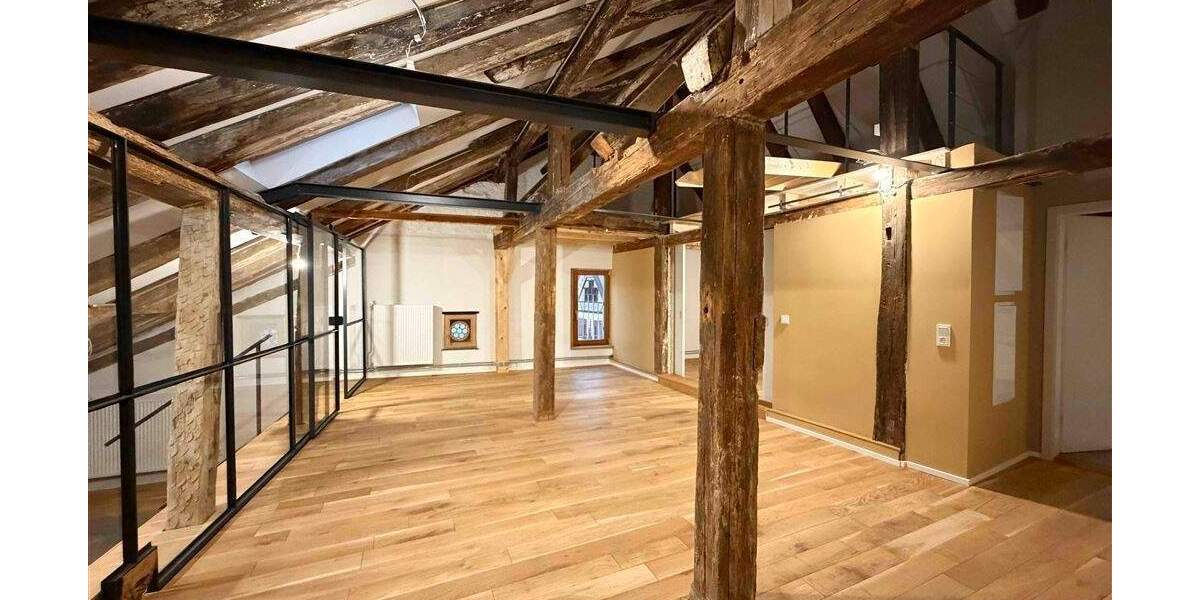 Etagenwohnung Konstanz Altstadt - 2 Zimmer, 89 m&sup2;, 1.600&euro; | Angebot:25687398