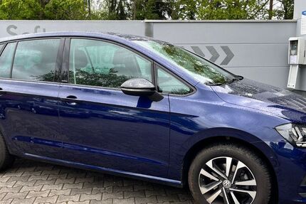 VW Golf Sportsvan 48.700 km 16.900 &euro; Schnaittenbach 92253