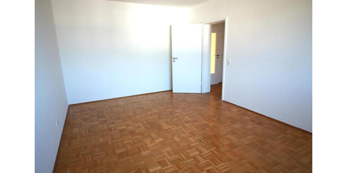 Etagenwohnung Kaiserslautern Bahnheim - 3 Zimmer, 78 m&sup2;, 670&euro; | Angebot:26343543