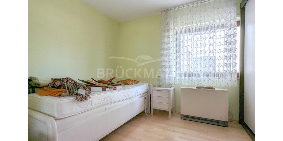 Etagenwohnung Grünstadt - 3 Zimmer, 104 m&sup2;, 950&euro; | Angebot:25350499