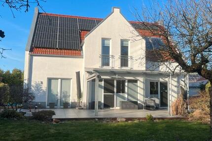 Haus Nienburg (Weser) - 7 Zimmer, 210 m&sup2;, 649.000&euro; | Angebot:26676911