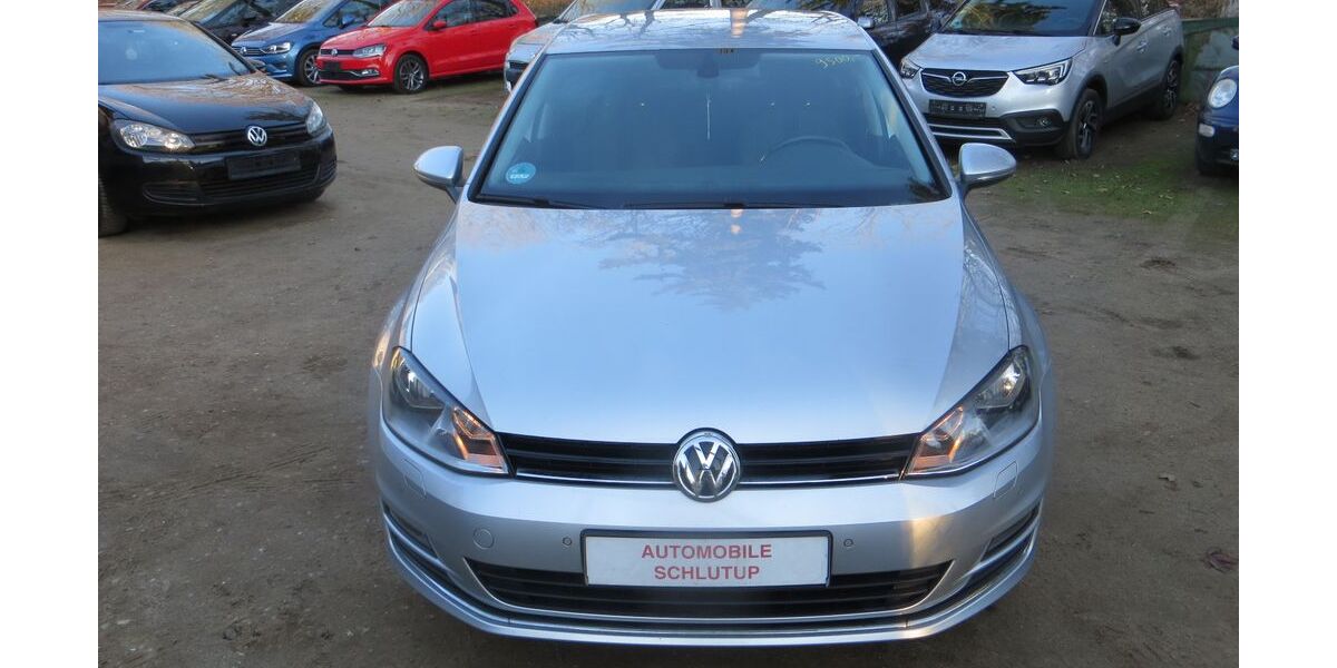 VW Golf 123.500 km 8.600 &euro; Lübeck 23568