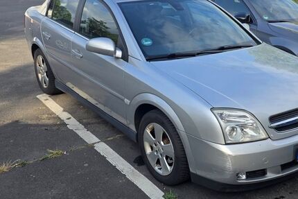 Opel Vectra 197.000 km 1.299 &euro; Leverkusen 51371