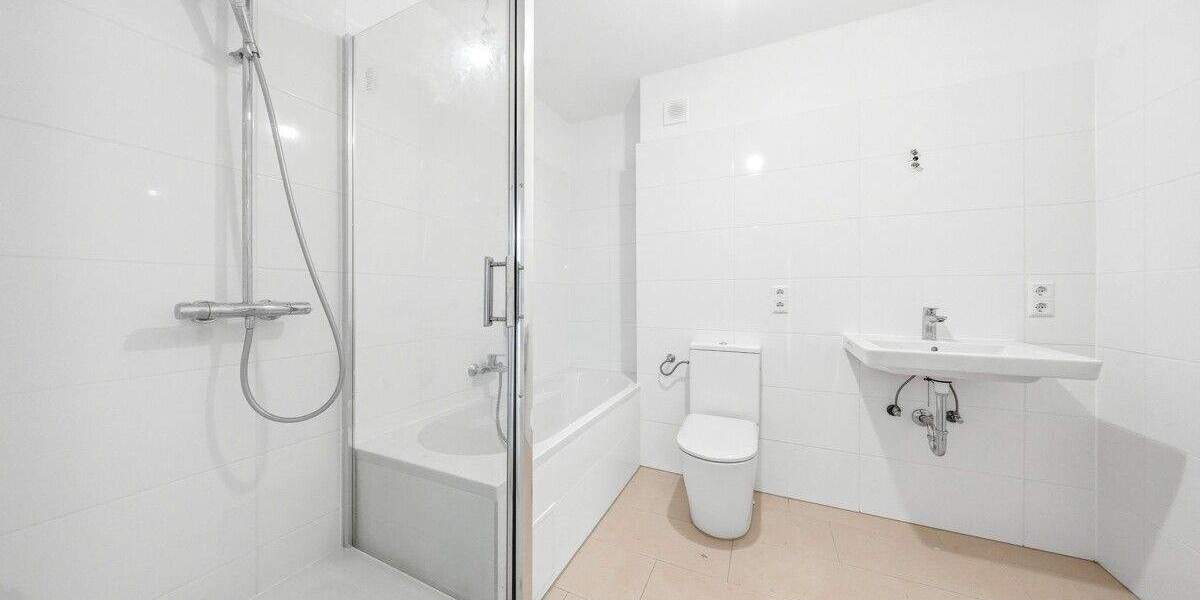 Etagenwohnung Karlsruhe Innenstadt-West - 3 Zimmer, 97 m&sup2;, 1.260&euro; | Angebot:25802570