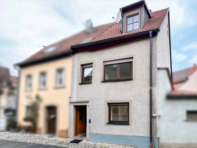 Reihenhaus Dettelbach - 4.5 Zimmer, 112 m&sup2;, 169.000&euro; | Angebot:27109011
