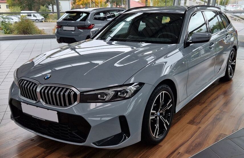 BMW 330 10.054 km 41.998 € Wunsiedel 95632