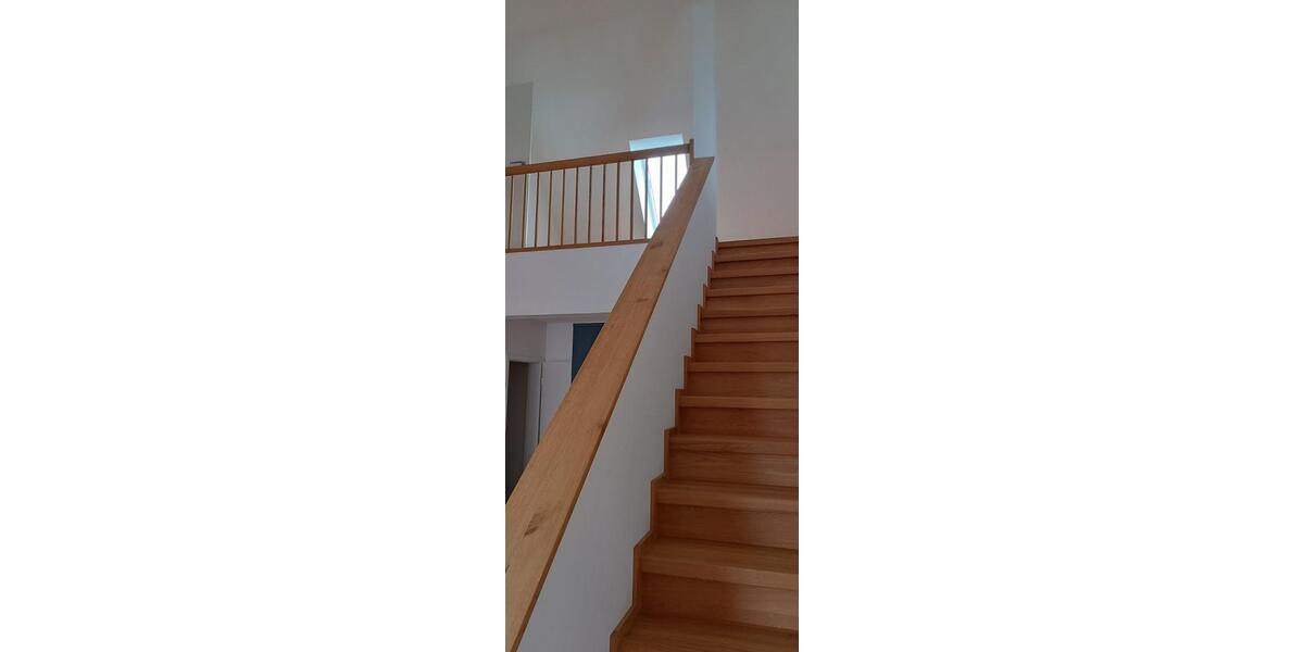 Etagenwohnung Oettingen in Bayern - 2.5 Zimmer, 89 m&sup2;, 1.100&euro; | Angebot:24877172