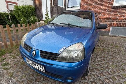 Renault Clio 211.452 km 1.490 &euro; Neumünster 24534