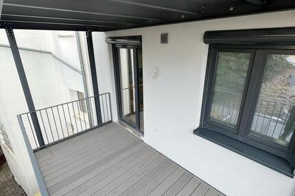 Kernsanierte 2-Zimmer-Wohnung als 2er WG zu vermieten