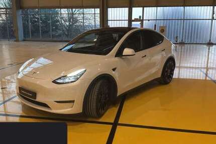 Tesla Model Y 34.042 km 39.000 &euro; Hanau 63457