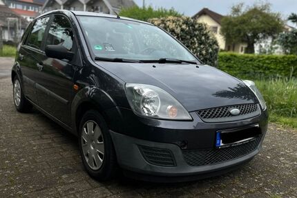 Ford Fiesta 156.000 km 2.250 &euro; Notzingen 73274